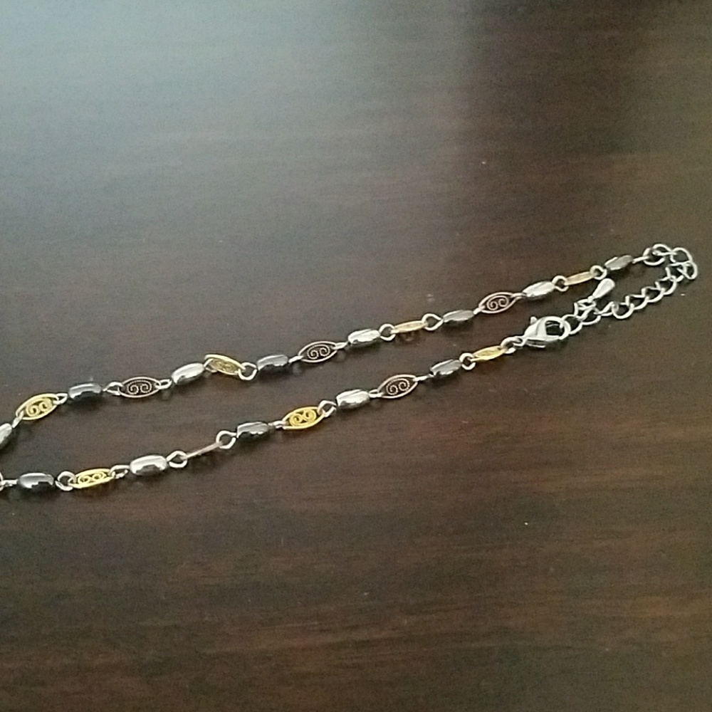 Bracelet